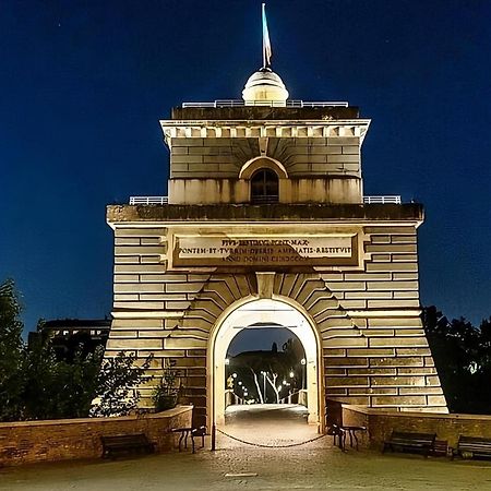 Dolcevita Ponte Milvio โรม ภายนอก รูปภาพ